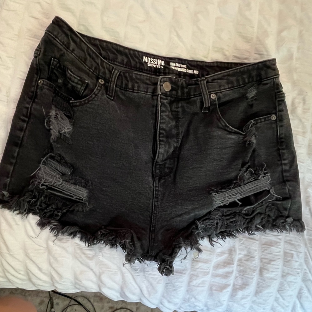 Black distressed jean shorts